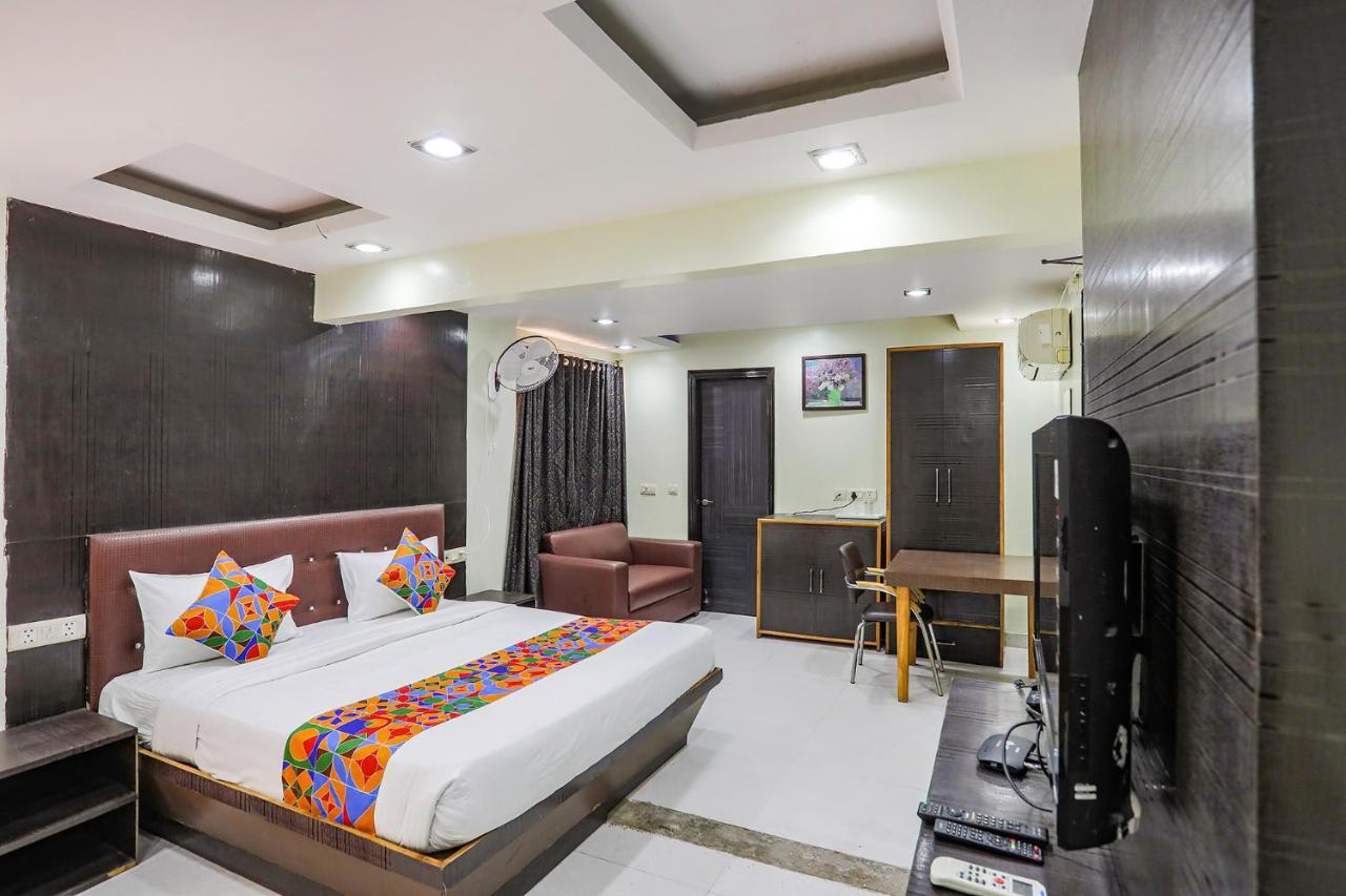 Fabhotel Trio Continental Patel Nagar Yeni Delhi Dış mekan fotoğraf