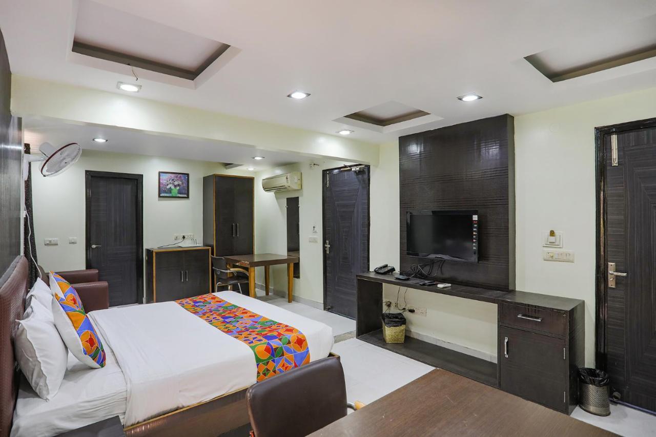 Fabhotel Trio Continental Patel Nagar Yeni Delhi Dış mekan fotoğraf