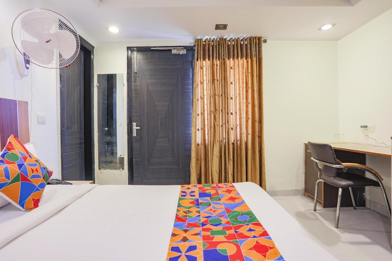 Fabhotel Trio Continental Patel Nagar Yeni Delhi Dış mekan fotoğraf